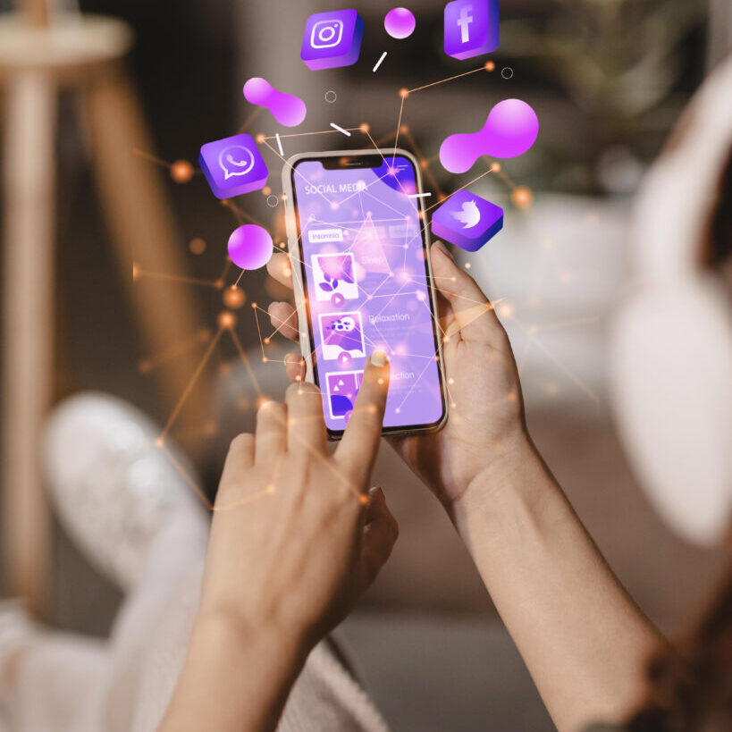 hands-holding-smartphone-social-media-concept (3)